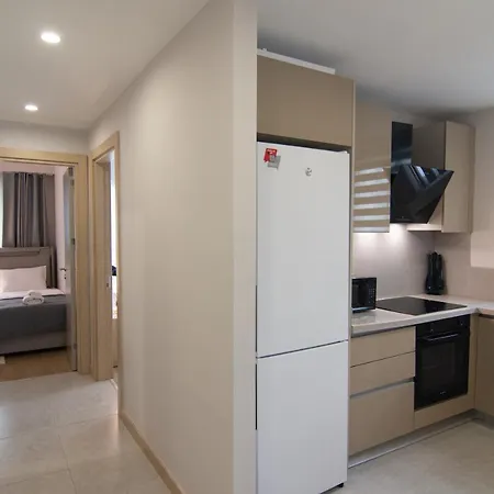 Cozy 2br Near Vialand Mall With Nespresso *