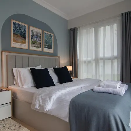 Cozy 2br Near Vialand Mall With Nespresso